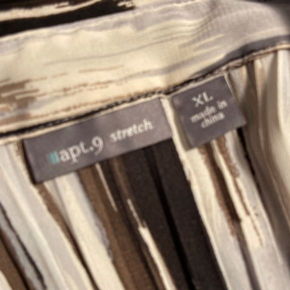 Super Stretch Apt 9 Button Down Shirt Size XL - Picture 5 of 5